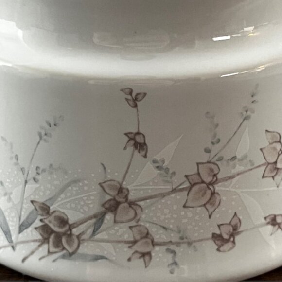 Noritake Stoneware Sugar Bowl with Lid Woodstock Pattern Floral - Picture 3 of 8